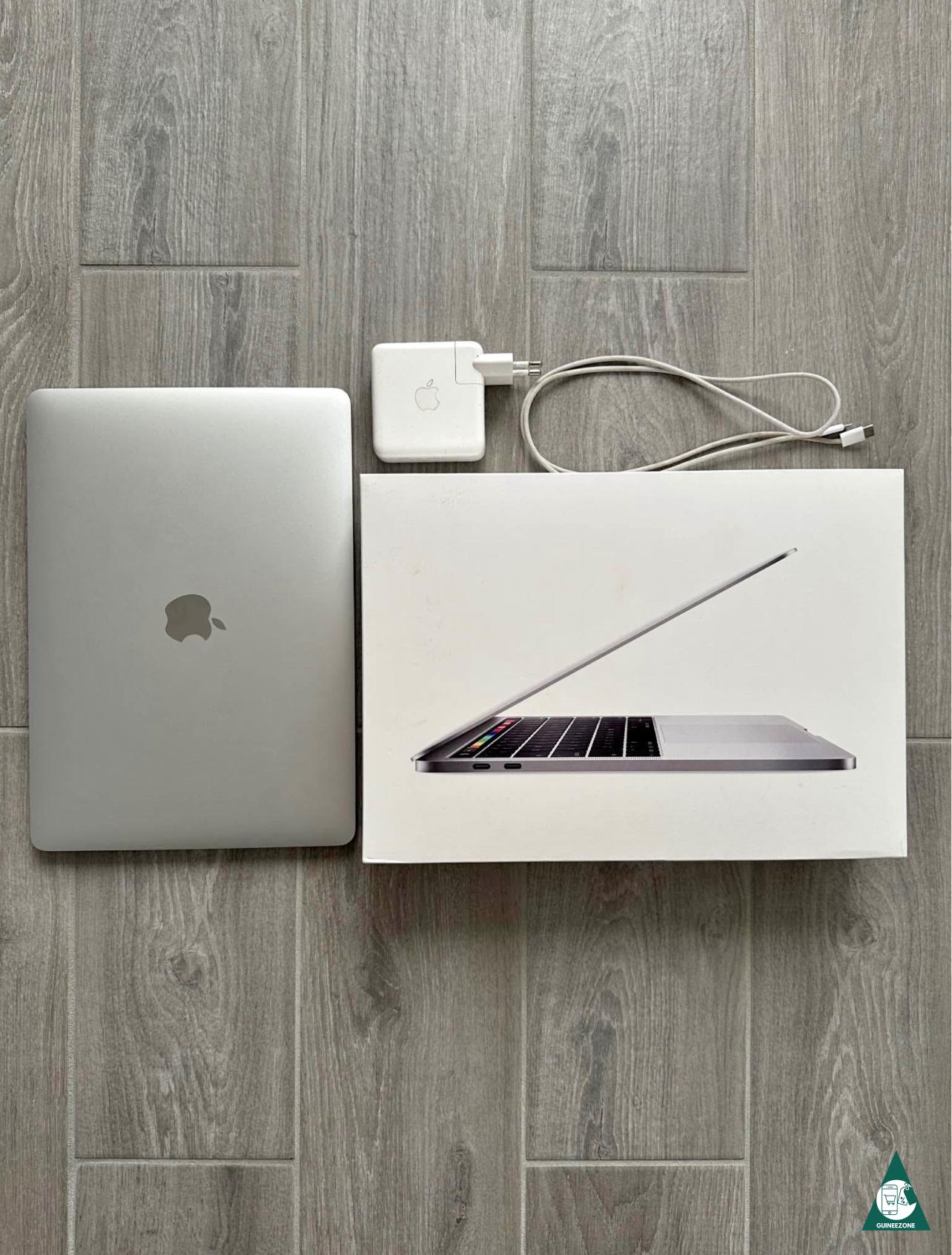 MacBook Pro 13 ; 2019 touchbar 