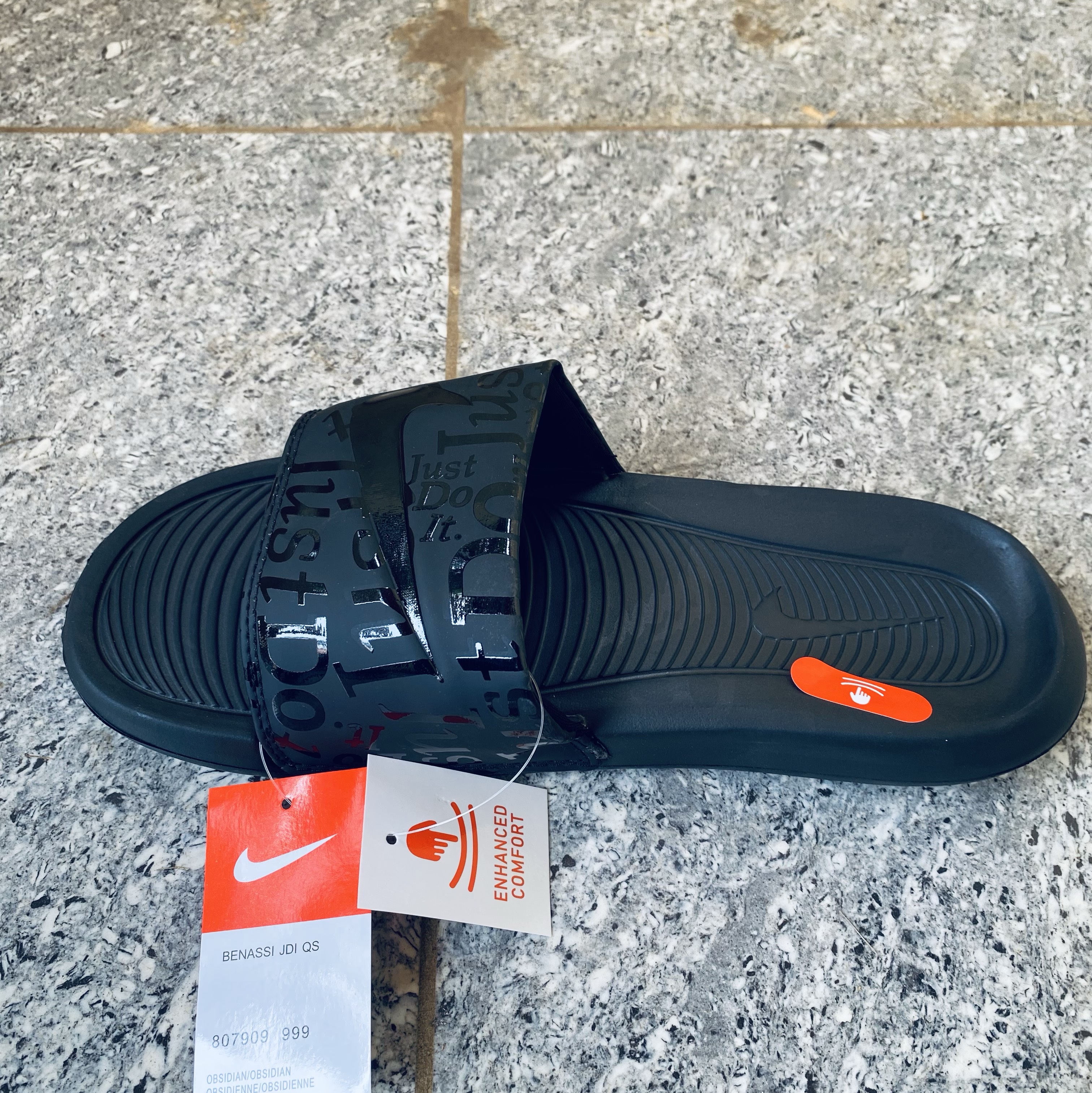 Chaussures sandales Nike 