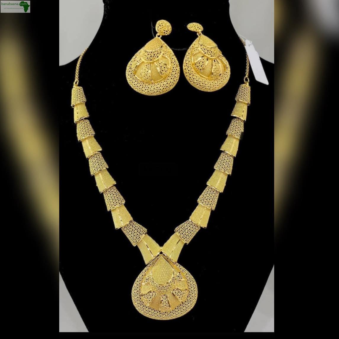 Bijoux de classe et tendance